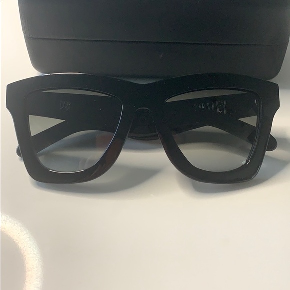 Valley Eyewear Accessories - Valley VB Black Sunglasses